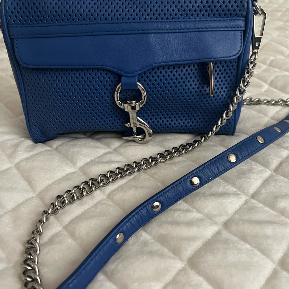 Rebecca Minkoff Blue crossbody 🩷
